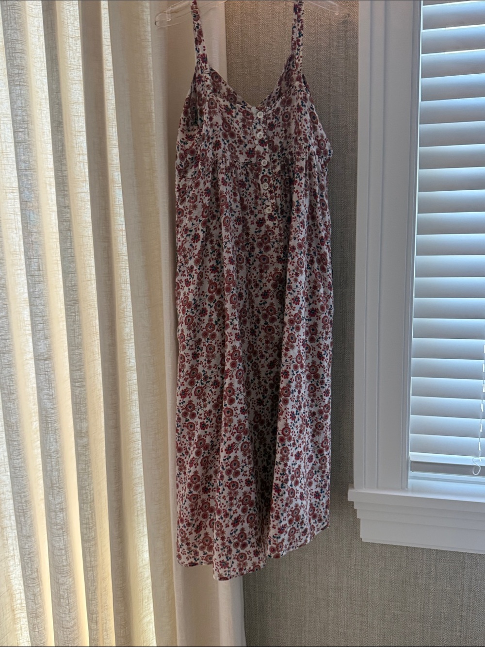 XiRENA Floral Slip Dress in White and Red